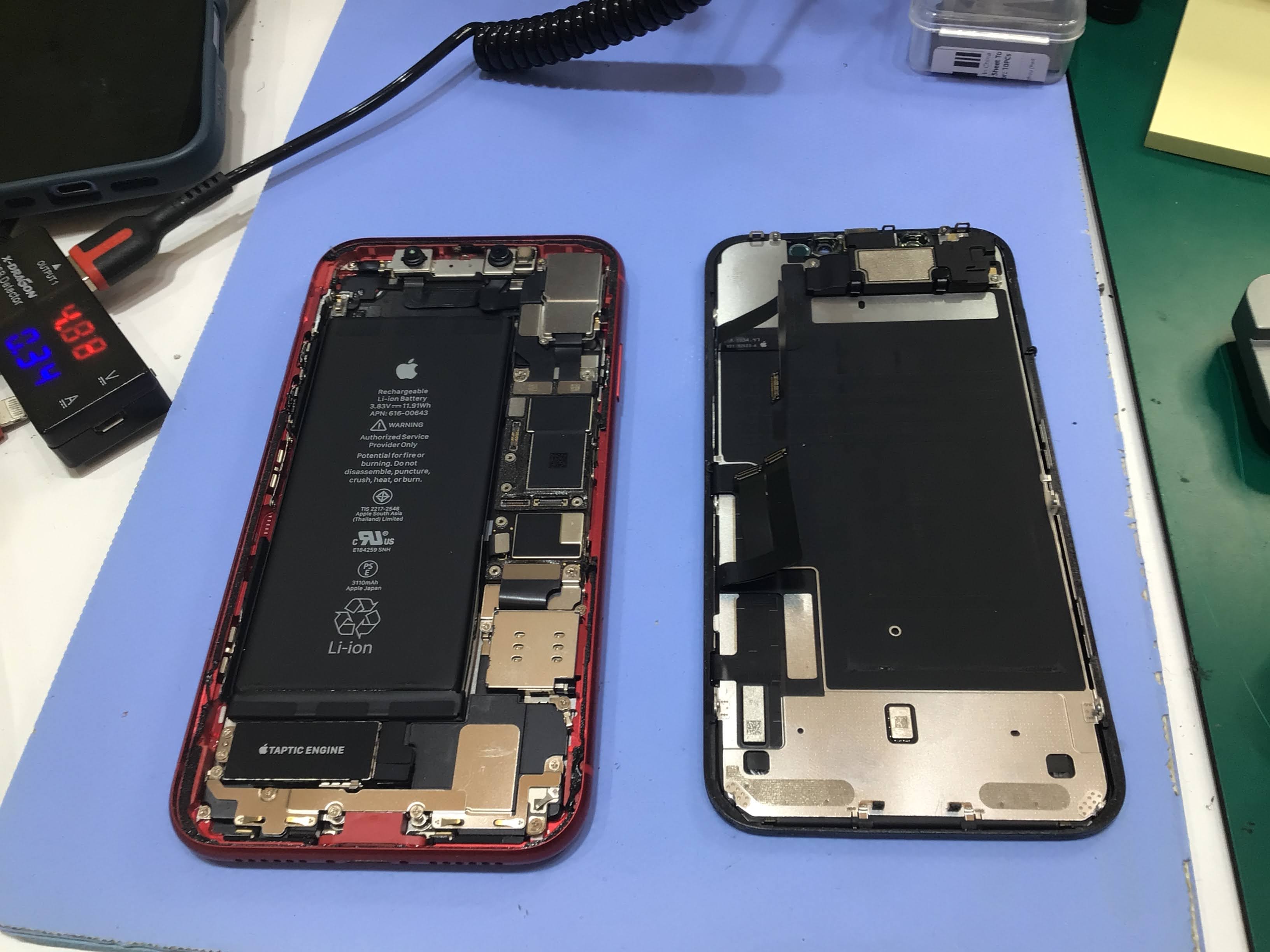 iPhoneXRのバッテリー交換は、データそのまま・即日修理のスマホ修理工房　聖蹟桜ヶ丘店へ！